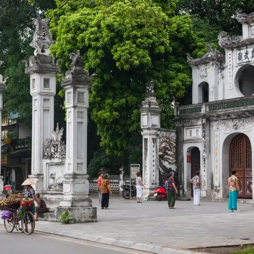 Với mục đích tôn tạo, đền sẽ tạm đóng cửa để phục vụ công tác xây dựng