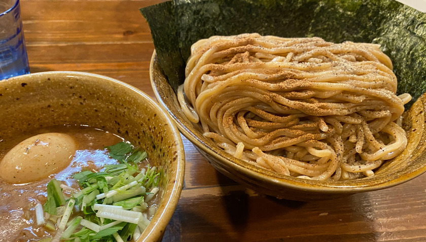 Không giống với các loại ramen khác thường được ăn khi trời lạnh, người Nhật thích ăn Tsukemen ramen vào các ngày tiết trời nóng nực