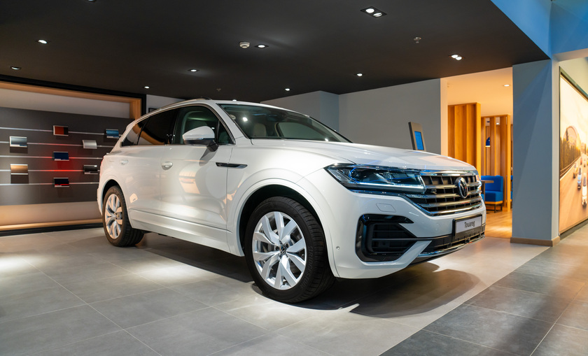 VW City Store Phú Mỹ Hưng không chỉ là một showroom thông thường mà còn là biểu tượng đẳng cấp, mang sứ mệnh đưa thương hiệu Volkswagen đến gần hơn với khách hàng