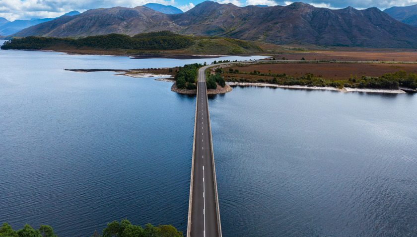 Tại hòn đảo Tasmania, chất lượng không khí được các nhà khoa học lấy mẫu phân tích và cho ra kết quả sạch nhất thế giới, với chỉ số ô nhiễm gần như bằng 0