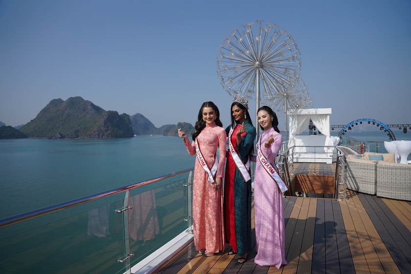 Top 3 Miss Charm 2024 đã có chuyến khám phá vịnh Hạ Long