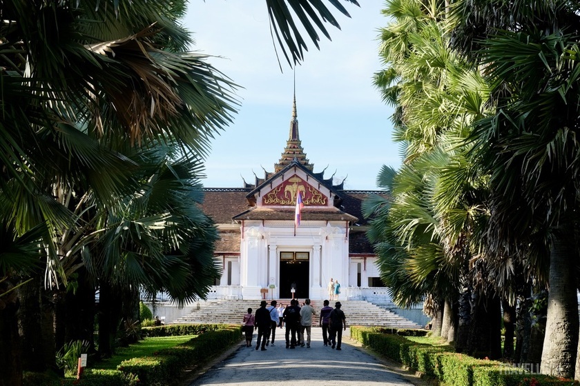 Cung điện cũ thật nghệ ở Luang Prabang