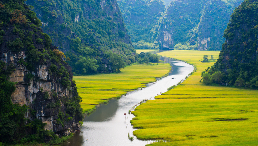 Việt Nam vinh dự lọt vào danh sách 10 hành trình mơ ước ở châu Á năm 2025 do tạp chí du lịch danh tiếng Lonely Planet Úc bình chọn