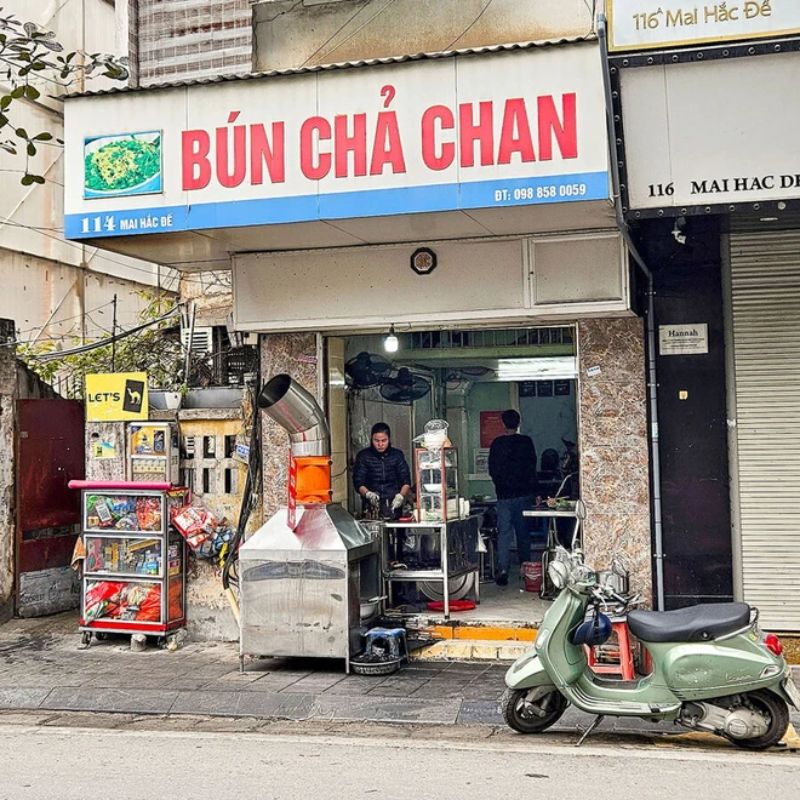 Quán Bún chả chan mang hương vị độc đáo ghi danh vào Bib Gourmand