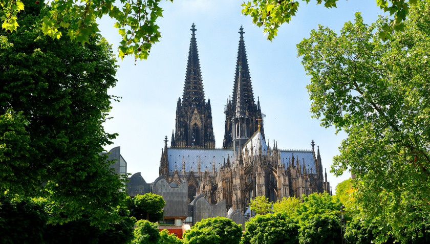 Cologne luôn chuyển mình mạnh mẽ