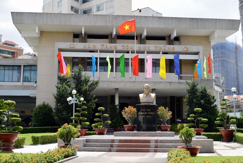 Bảo tàng Tôn Đức Thắng cũng phối hợp với Trường Đại học Tôn Đức Thắng, Trường Cao đẳng kỹ thuật Cao Thắng và Đại học Văn hóa TPHCM tổ chức cuộc thi dựng phim ngắn chia sẻ câu chuyện thú vị về Bác Tôn