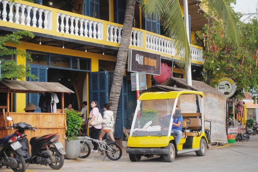 Quán Bà Hương
