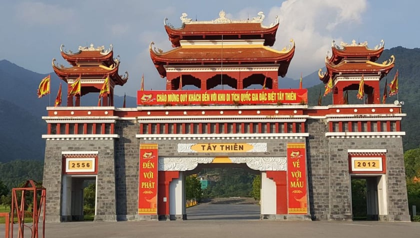Khu Danh thắng Tây Thiên, thị trấn Đại Đình, huyện Tam Đảo (Vĩnh Phúc) là một quần thể văn hóa du lịch tổng hợp, đã được xếp hạng Di tích lịch sử văn hóa quốc gia đặc biệt