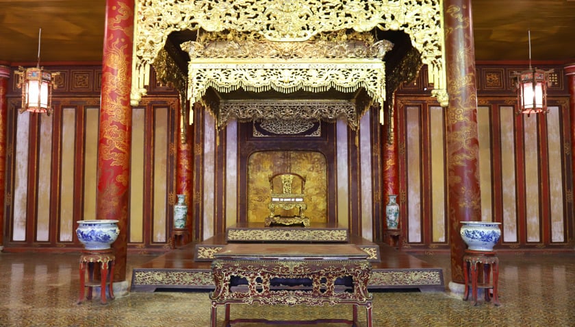 Bảo vật quốc gia này đã từng sừng sững tại chính điện, kể câu chuyện về một triều đại phong kiến cuối cùng của Việt Nam
