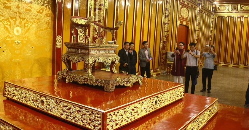 Ngai vàng triều Nguyễn là một bảo vật quốc gia mang giá trị lịch sử và văn hóa to lớn