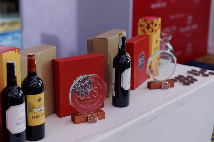 Giải thưởng được Castel Châteaux & Grands Crus trao tặng cho các thí sinh chung cuộc