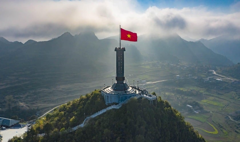 Di tích Cột cờ Quốc gia Lũng Cú sẽ tạm dừng đón khách trong 20 ngày để thực hiện công tác tu bổ