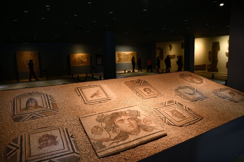 Với diện tích rộng 30 nghìn m2, bảo tàng Zeugma ở Gaziantep, Thổ Nhĩ Kỳ hiện là bảo tàng tranh khảm lớn nhất thế giới