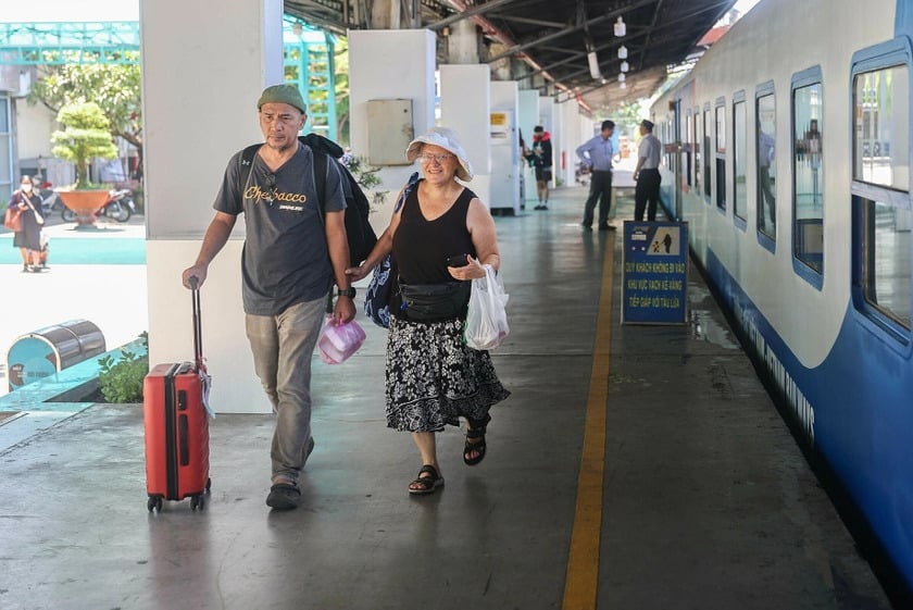Du lịch tàu hỏa lên ngôi