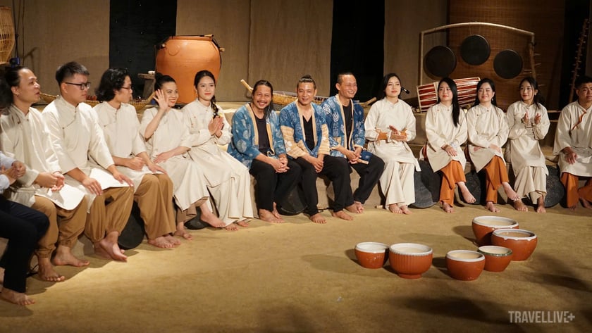 Nhóm Đàn Đó trong không gian trình diễn GOm Show