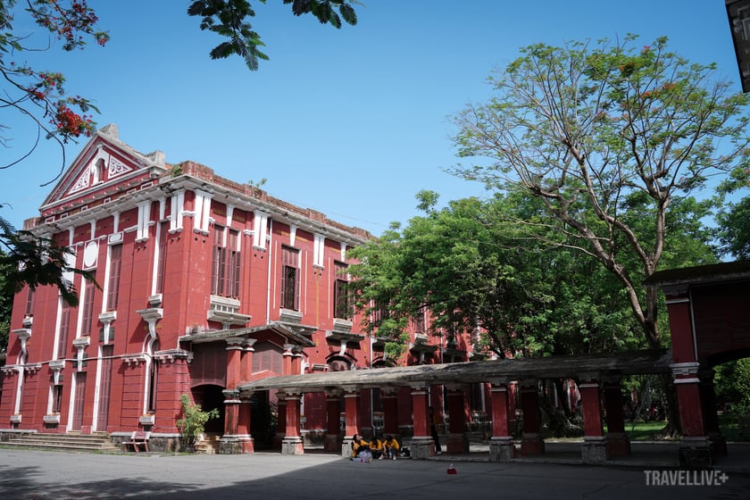 Trường Quốc Học là nơi gợi mở lại những ký ức tuổi học trò.
