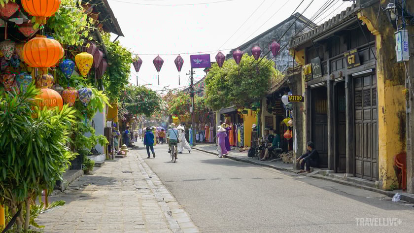 Hội An một sớm mai