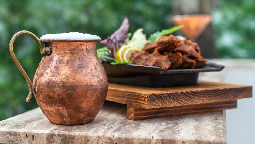 Đồ uống lên men như phô mai, sữa chua và ayran rất lý tưởng cho những hành trình dài