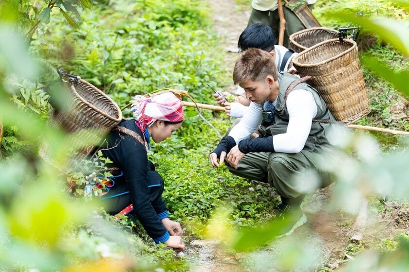 Đời sống của người dân Bản Liền hiện lên qua những hoạt động thường ngày của chị Thông