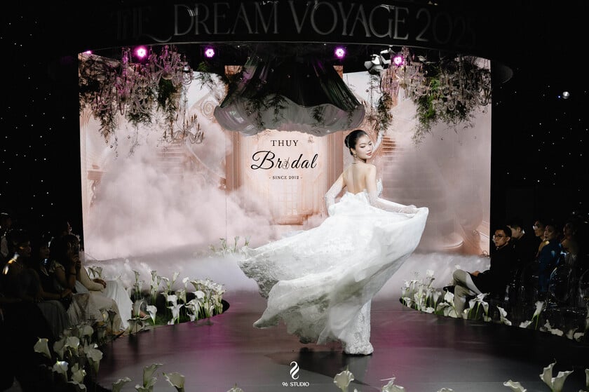 Thuỵ Bridal