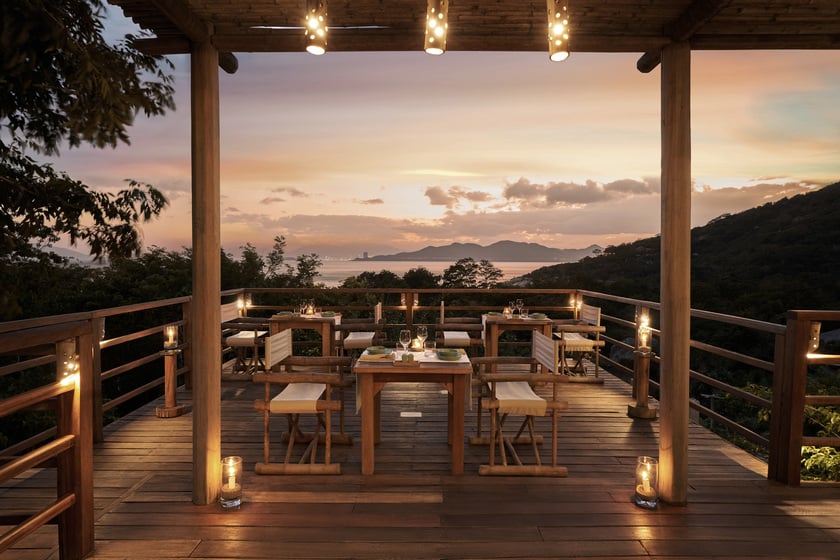 Nhà hàng The Farmhouse, nơi tô đậm “văn hóa xanh” tại khu nghỉ với trải nghiệm