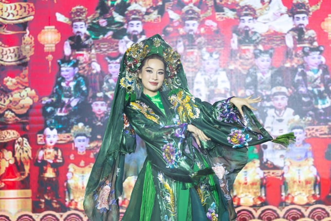 Kỳ Duyên trong vai một “Cô Đôi”