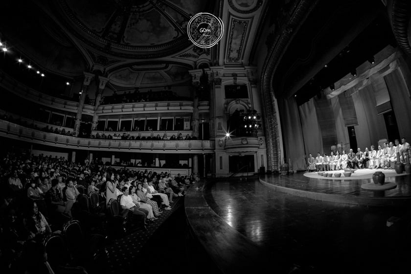 Hai đêm diễn GOm Show ngày 28-29/6 tại Nhà hát Lớn Hà Nội đều chật kín người xem