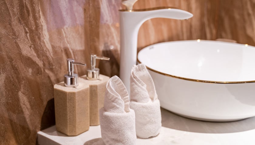 Quy định trên trừ trường hợp sản xuất để xuất khẩu và trường hợp sản xuất, nhập khẩu bao bì nhựa khó phân hủy sinh học để đóng gói sản phẩm, hàng hóa bán ra thị trường