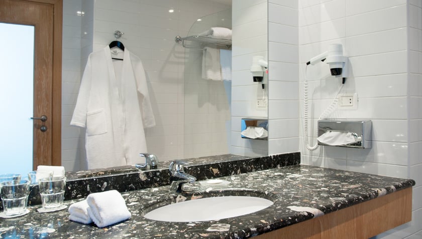 Nghị quyết này là bước đi cụ thể của Hà Nội nhằm thực hiện cam kết giảm phát thải rác thải nhựa, bảo vệ môi trường sống và hướng đến phát triển đô thị bền vững