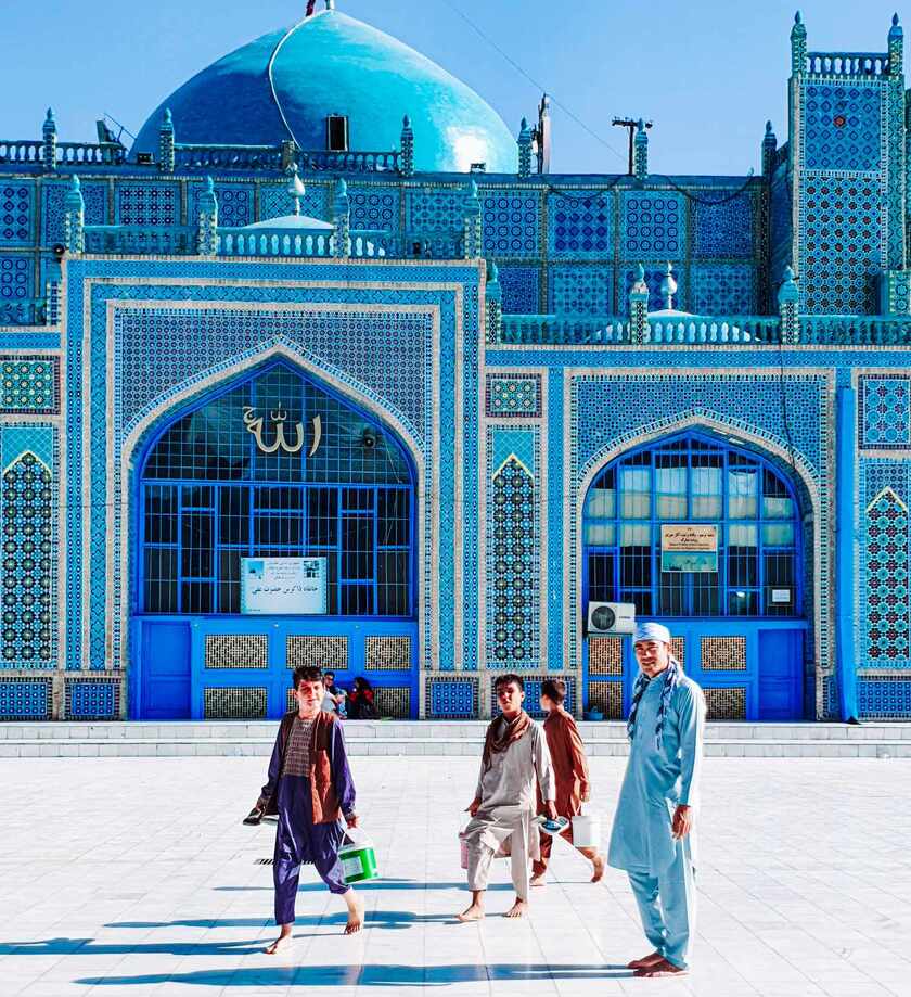 Anh Noah Nguyễn đặt chân đến Afghanistan, nơi tình hình chính trị phức tạp và nhiều biến động