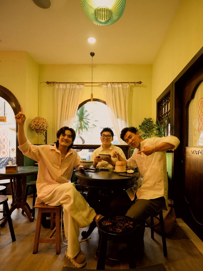 Hành trình thưởng thức ẩm thực Michelin tại Phuket, Thái Lan của Phan cùng nhóm bạn