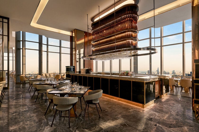 Tại Oriental Pearl, nhà hàng nằm trên tầng 66 của Landmark 81, ẩm thực Việt không còn bó mình trong khuôn khổ truyền thống, mà còn là hành trình cảm nhận sự chuyển mình của bản sắc qua lăng kính hiện đại