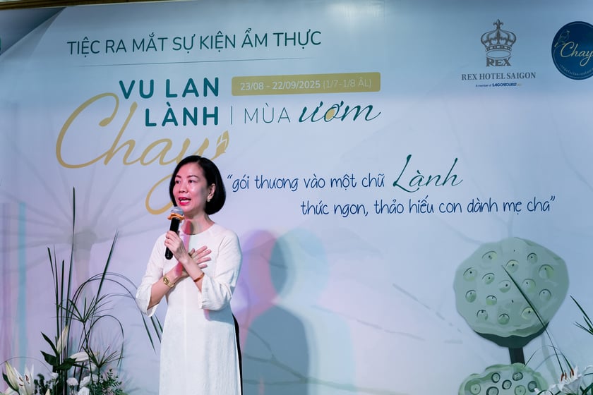 Bà Hoàng Mộng Diễm - CEO của Chay Garden phát biểu trong sự kiện