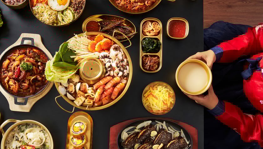Một bữa ăn truyền thống của người Hàn Quốc với bàn ăn phủ kín những món banchan (món phụ) được xem là biểu tượng của lối sống khỏe mạnh, hài hòa giữa dinh dưỡng