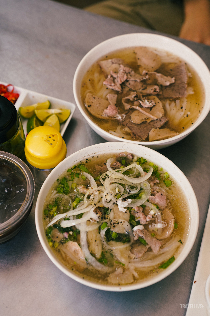 Một tô phở ở đây có giá 50.000 đồng