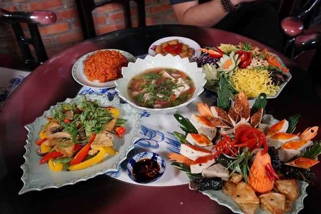 Ngày nay, di sản ẩm thực chay cung đình của Huế đang biến nơi này thành điểm đến thu hút du khách theo đuổi chế độ ăn thuần chay