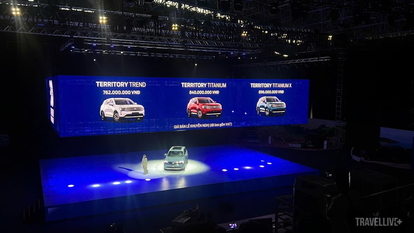 Ford cũng tung ra Territory 2025 thế hệ mới với thay đổi về diện mạo và một số nâng cấp tiện nghi nội thất