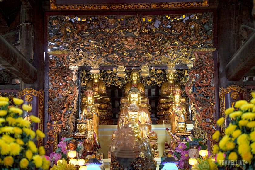Gian chính Đại Hùng Bảo Điện