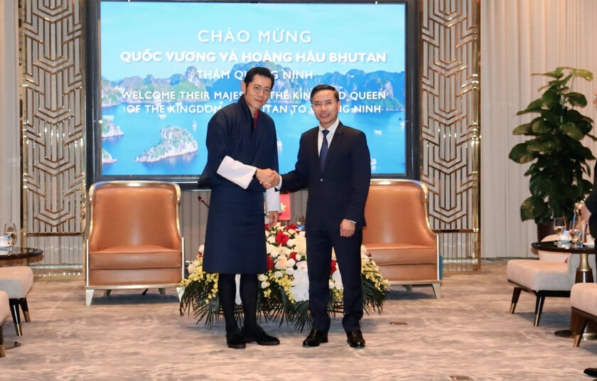 Chủ tịch UBND tỉnh Quảng Ninh Phạm Đức Ấn đã tiếp đón Quốc vương Bhutan. Ảnh: Tiền Phong