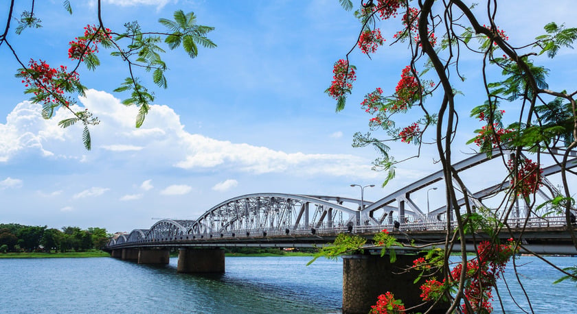 Năm 2025, Huế đón khoảng 6,3 triệu lượt khách, tăng 61,5% so với năm trước