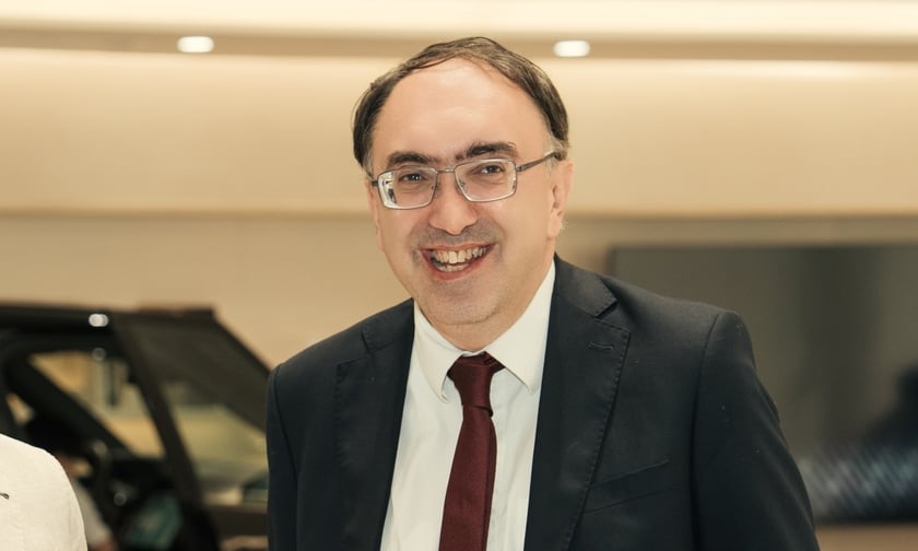 Ngài Suren Baghdasaryan, Đại sứ Armenia tại Việt Nam, tại sự kiện “The Overland Dialogue” do Travellive và Land Rover Việt Nam đồng tổ chức chiều 26/6 tại Hà Nội