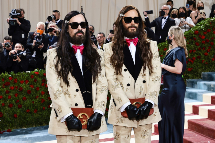 Alessandro Michele và Jared Leto trong trang phục Gucci. Ảnh: Jamie McCarthy/Getty Images