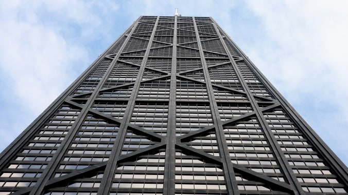 Trung tâm John Hancock , Chicago: Đài quan sát trên nóc tòa nhà chọc trời nổi tiếng này là một trong những điểm đến thu hút nhất tại Chicago