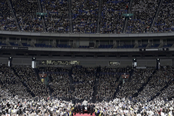 Tokyo Dome chật kín người đến dự thánh lễ cùng Giáo hoàng Francis vào tháng 11/2019