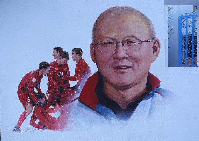 Bức họa thầy trò Park Hang Seo và đội tuyển U23 Việt Nam được vẽ thêm năm 2018.