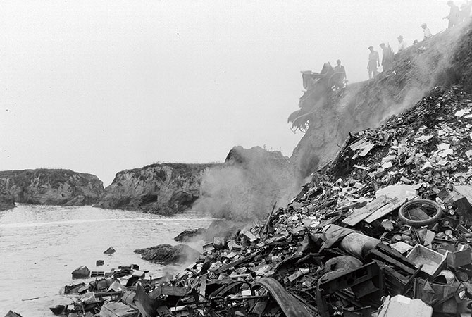 Bãi biển Fort Bragg từng là nơi tập kết rác thải công nghiệp
