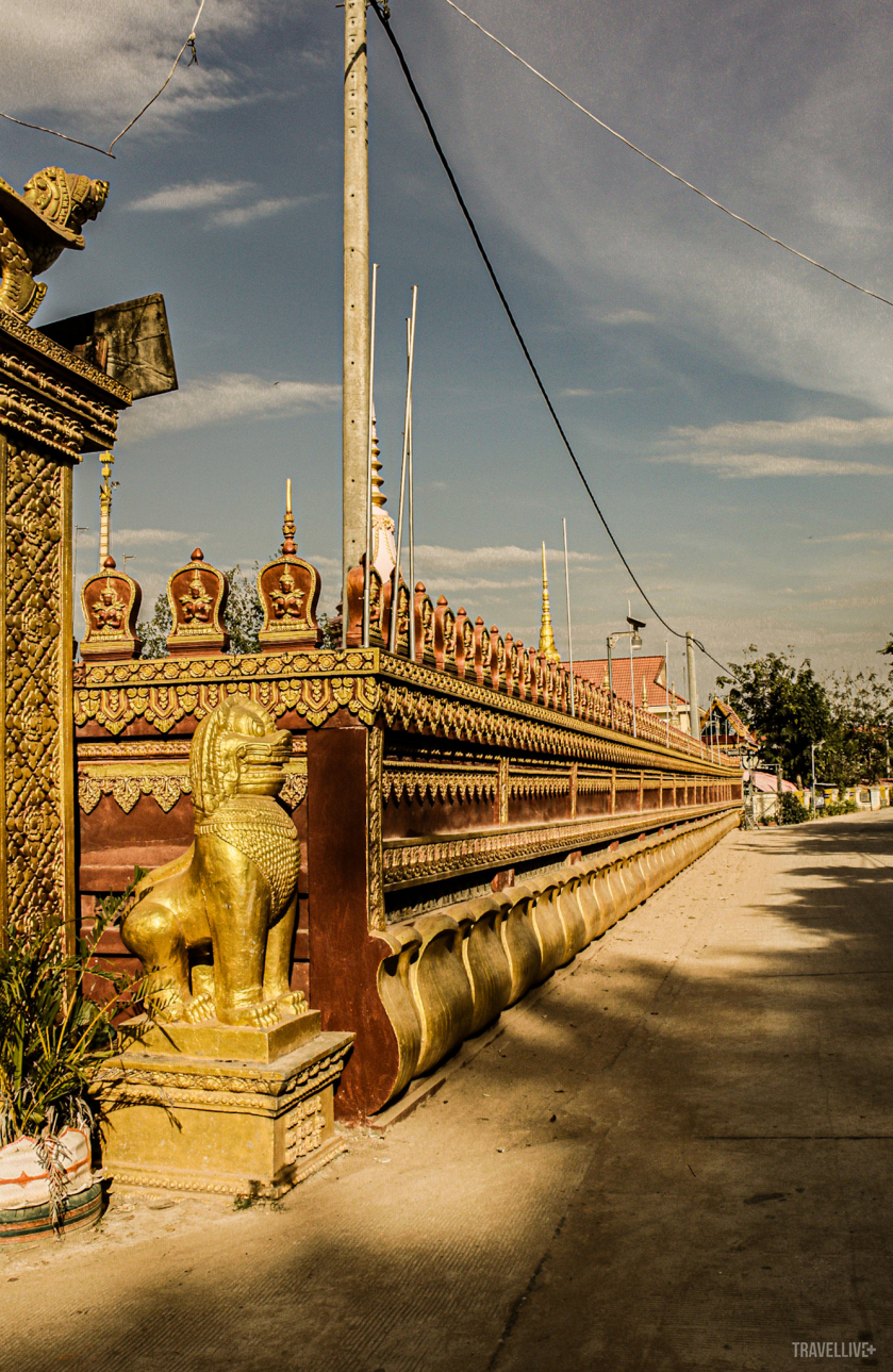 Siem Riep là thành phố cửa ngõ dẫn vào quần thế kiến trúc các ngôi đền ở Angkor.