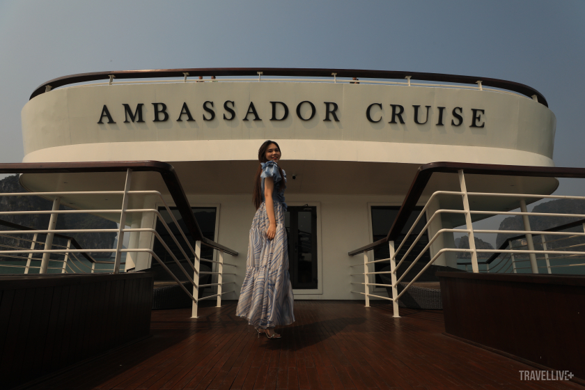 Đây là lần đầu tiên Hoa hậu Du lịch Việt Nam 2022 Lương Kỳ Duyên trải nghiệm du thuyền Ambassador.