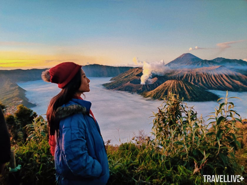 Du khách có thể ngắm nhìn đỉnh Bromo từ núi Penanjakan