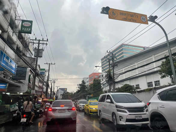 Đường phố tại Bangkok trong ngày 1/9. - Ảnh: Phan Thị Thùy Tiên/Báo Tuổi Trẻ